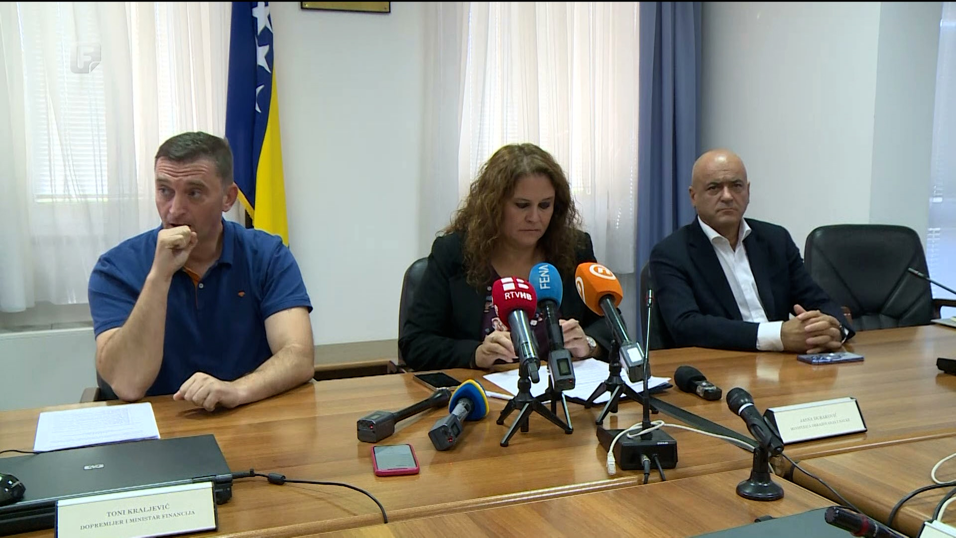 Do naredne školske godine izraditi priručnik za postupanje u slučajevima nasilja